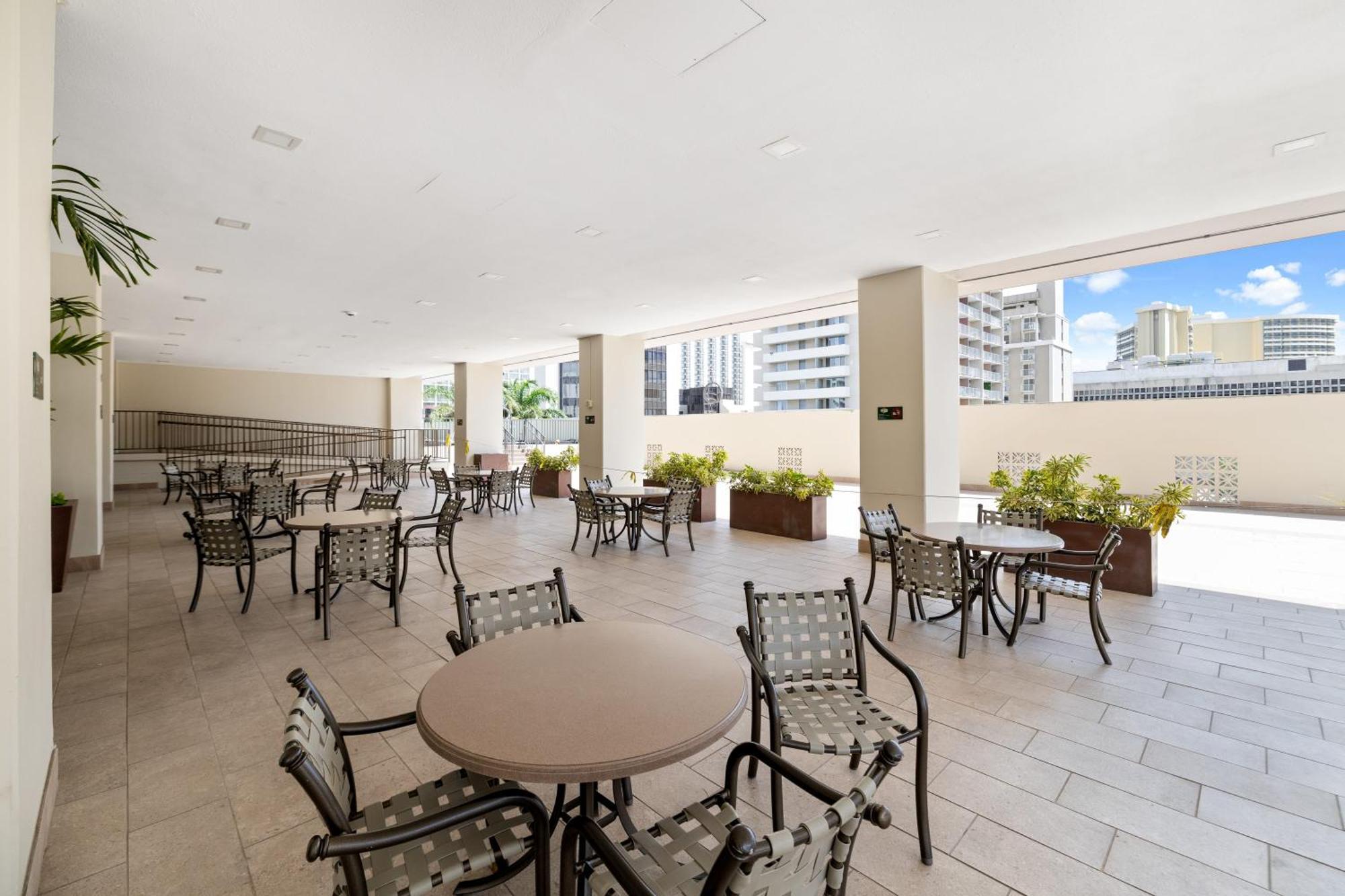 Royal Kuhio 1606 - Spacious Studio With Diamond Head City Views In The Heart Of Waikiki! Honolulu Dış mekan fotoğraf
